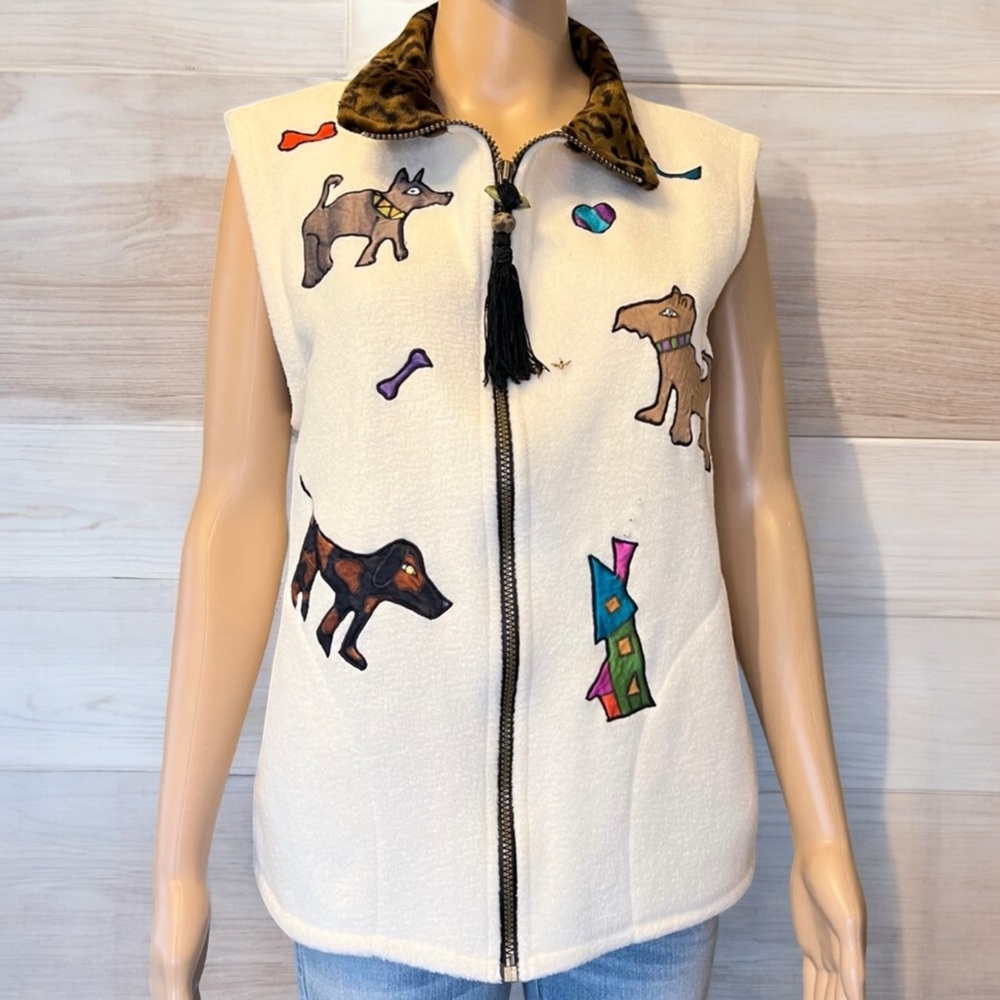 Creamy White Fleece Dog Embroidered Vest Like new.